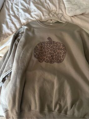 Olive Green Leopard Pumpkin Graphic Sweatshirt - Women